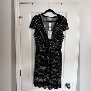 NWT. Tommy Bahama, Dunmore Dot Short Dress. Black and White Polka Dot. Size L.